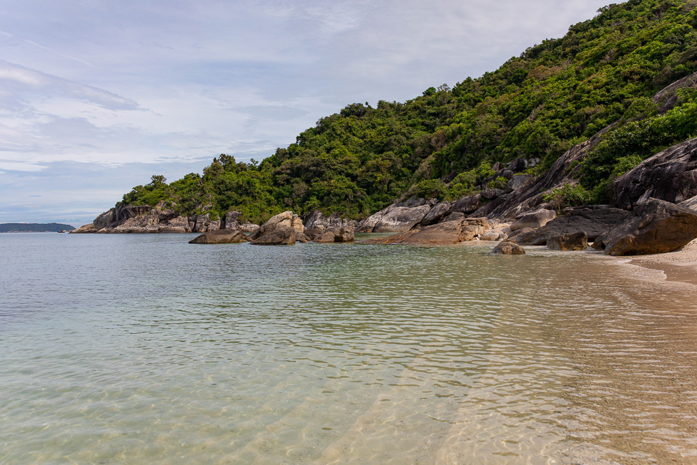 Cham Islands’ gorgeous beaches - A guide to Cham Islands